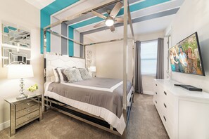 5 slaapkamers, een strijkplank/strijkijzer, reisbedje, gratis wifi