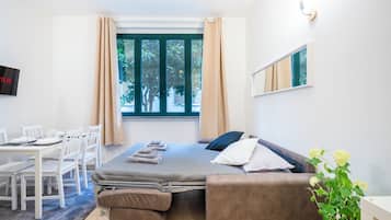 2 camere, una cassaforte in camera, una scrivania, ferro/asse da stiro