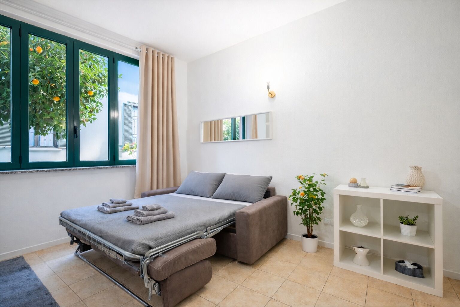 2 Schlafzimmer, Zimmersafe, Schreibtisch, Bügeleisen/Bügelbrett