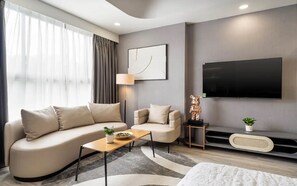 In-room dining - Emily Residence Tan Son Nhat Airport (Ho Chi Minh City)