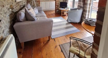 Characterful Cottage - Daisy Lodge