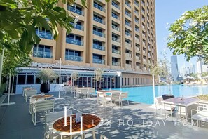 Exterior - LUX  The EMAAR Fashion Avenue Studio 2 (Dubai)
