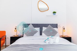 1 غرفة نوم وخزنة داخل الغرفة ومكواة/لوح كي وواي فاي مجانًا