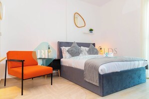 1 bedroom, in-room safe, iron/ironing board, free WiFi