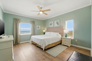 2 soverom, strykejern/-brett, wi-fi (inkludert) og sengetøy