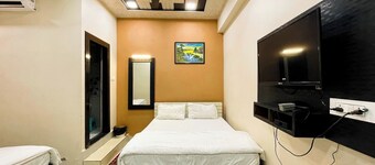 ホテル プラガテ�ィ ハイツ