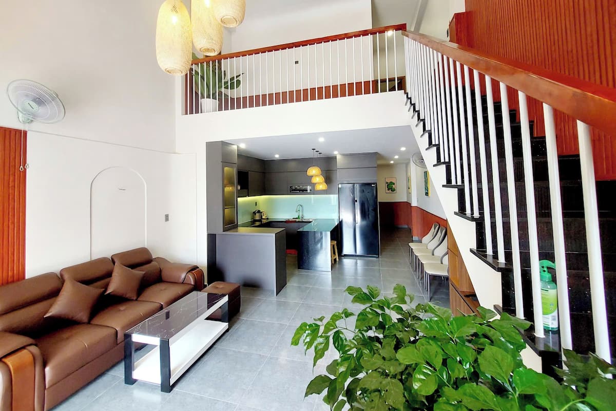 Townhome | Living area