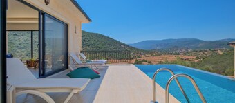 A villa with panoramic views in the middle of nature in a village close to Kaş