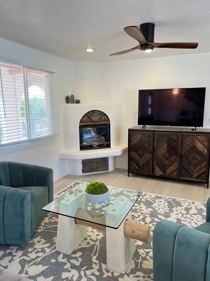 Smart TV, fireplace, DVD player