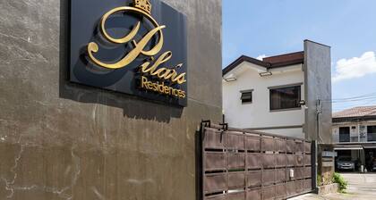 Central 3-bedroom townhome with WiFi, Parking in Secluded Cebu City Neighborhood