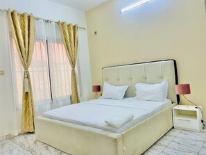 Apartment, 2 Bedrooms, Balcony