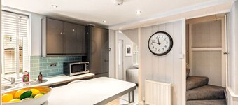 Mills Cottage - Sleeps 4