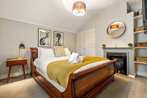 2 chambres, fer et planche à repasser, Wi-Fi gratuit, draps fournis