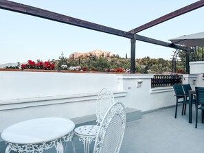 Apartment, Smoking | 3 bedrooms