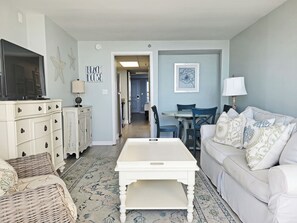 Smart TV - Oceanfront Condo, Private Balcony Beach View, Gated Resort, Indoor/Outdoor Pools (Pawleys Island)