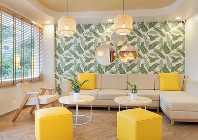 Bloom Hotel - Jubilee Hills