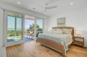 5 bedrooms, desk, iron/ironing board, free WiFi