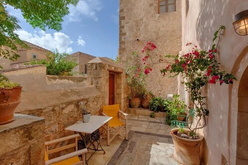 Telesilla House Monemvasia