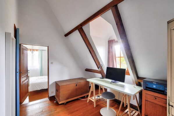 2 bedrooms, free WiFi, wheelchair access