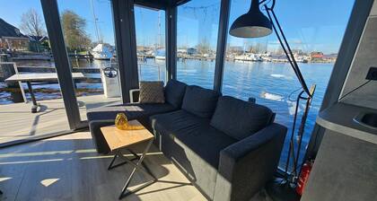 Houseboat in Heeg With Stunning Marina Views