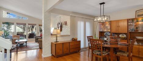 Ferienhaus, 2 Queen-Betten, Terrasse, Gartenblick (1012 Sailor's Reef) | Innenbereich