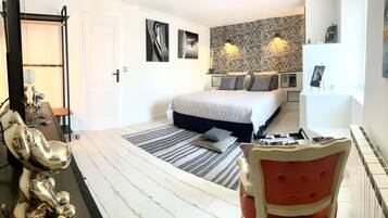 1 chambre, fer et planche à repasser, Wi-Fi, draps fournis