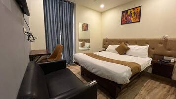 Standard Room, City View | Free WiFi