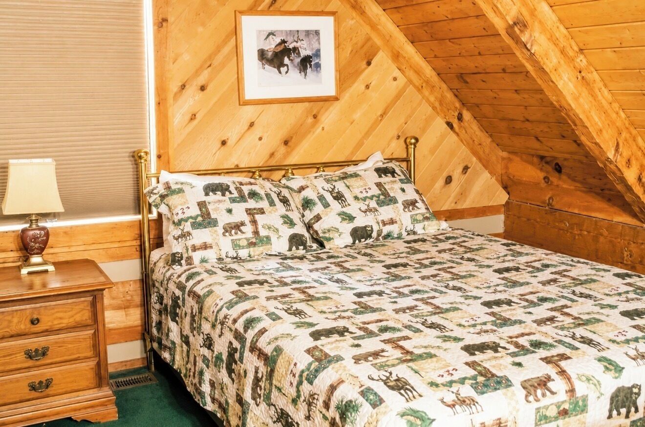 2 bedrooms, bed sheets