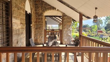 Luxury Double or Twin Room, Multiple Beds, Non Smoking, Hill View | Balcony