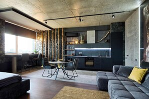 Luxury Apartment, City View | 1 bedroom, soundproofing, iron/ironing board, free WiFi - VIP APART Manhattan City  (Kyiv)