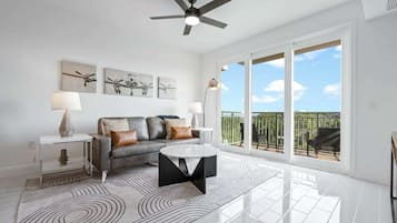 Televisión y oficina