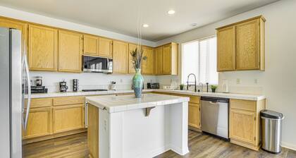 Pool Table & Charcoal Grill: Home in Victorville!