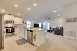 Interior - 11 Mi to Beach: Newly Built Palm Coast Home! (Palm Coast)