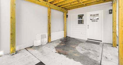 7 Mi to National Mall: Bright DC Studio!