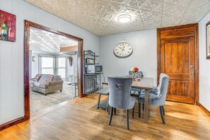 Apartment (1 Bedroom) | Interior