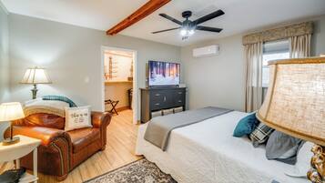 House (1 Bedroom) | Interior