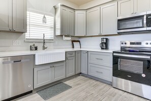 House (3 Bedrooms) | Interior - 8 Mi to South Padre Island: Coastal Retreat! (Port Isabel)