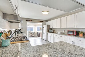 บ้านพัก (3 Bedrooms) | ภายใน