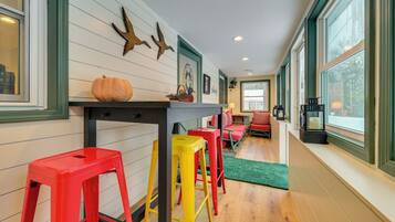 Cottage (2 Bedrooms) | Interior