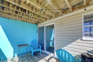 Apartment (2 Bedrooms) | Interior - 1/2 Mi to Atlantic Beach: Townhome w/ Balcony! (Atlantic Beach)
