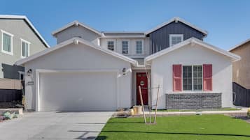 Apartment (1 Bedroom) | Interior