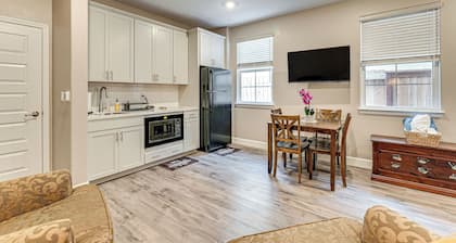 7 Mi to Folsom Lake: Sacramento Area Apartment
