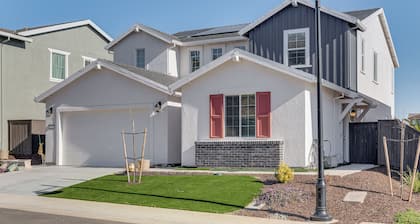 7 Mi to Folsom Lake: Sacramento Area Apartment