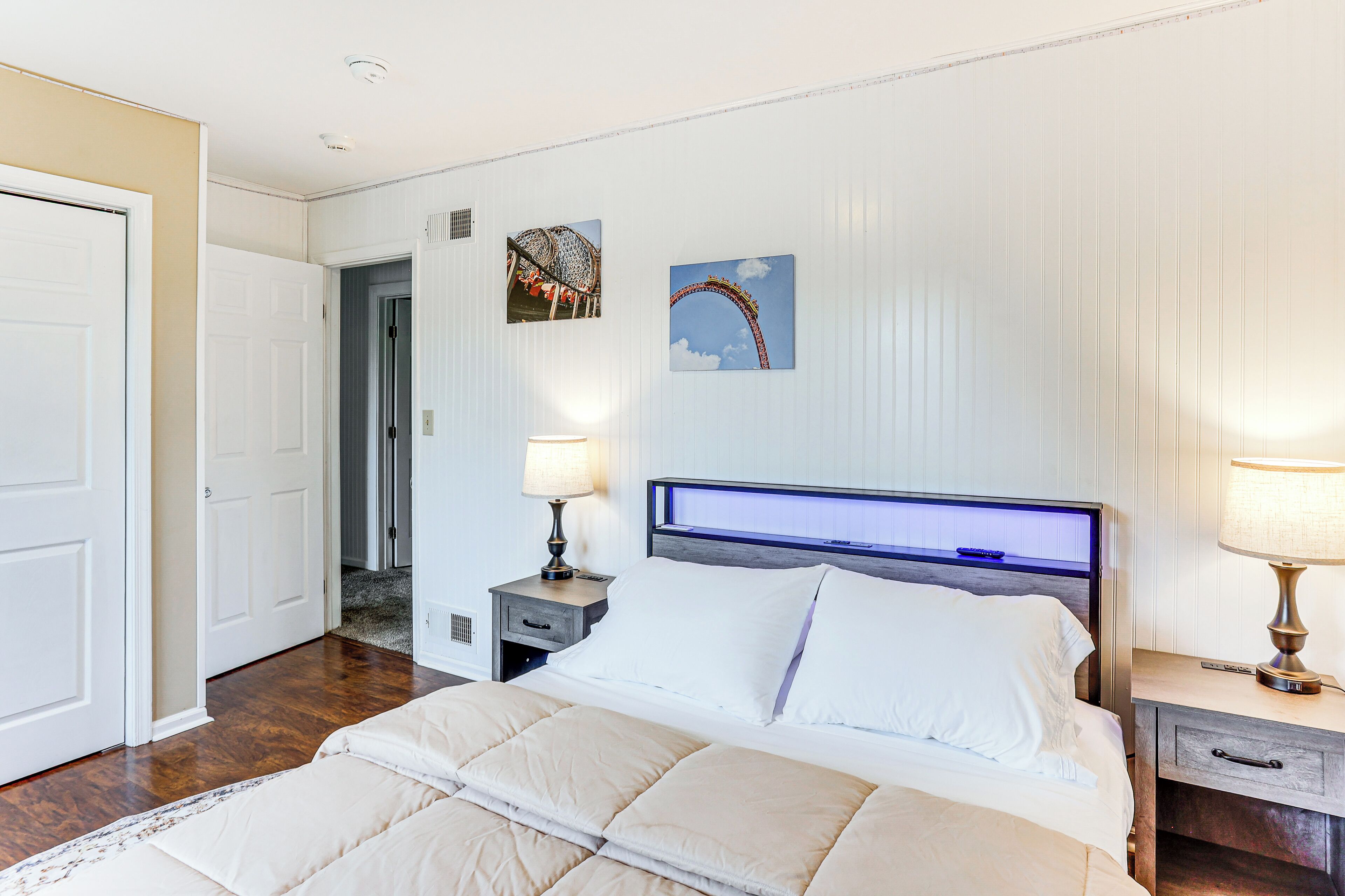 House (5 Bedrooms) | Interior