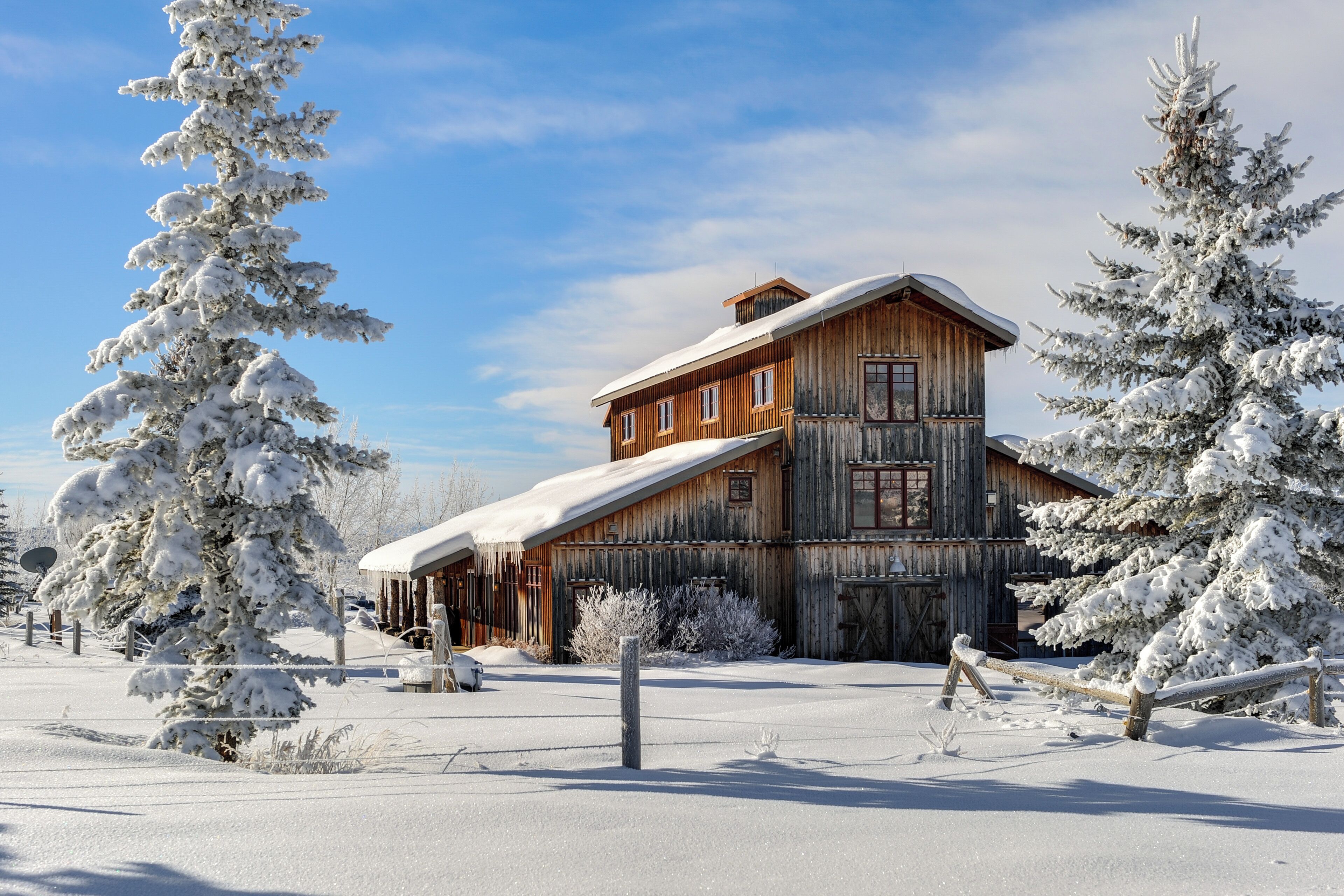 المنشأة من الداخل