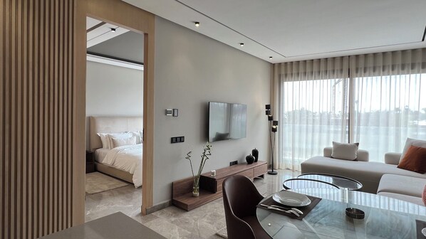 1 bedroom, iron/ironing board, WiFi, bed sheets - Royal Suite in lovely Anfa with WiFi, AC (Casablanca)