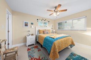 2 makuuhuonetta, silitysrauta/-lauta, Wi-Fi, vuodevaatteet