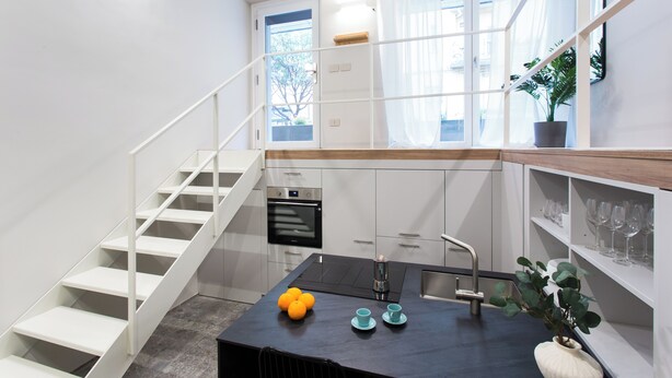 Studio – standard | Skrivebord for bærbar PC, barnesenger (inkludert) og wi-fi (inkludert)