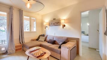 Standard Apartment | 1 bedroom, WiFi, bed sheets