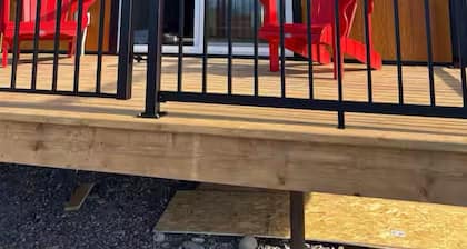 Brand New Quiet Country Cabin